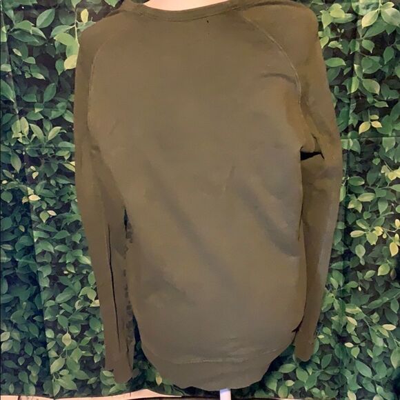 21 Men Top   - Picture 2 of 3